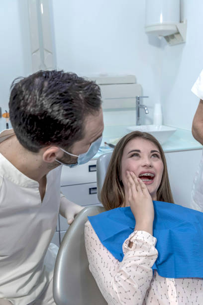Best Weekend Emergency Dentist in South Lockport, NY